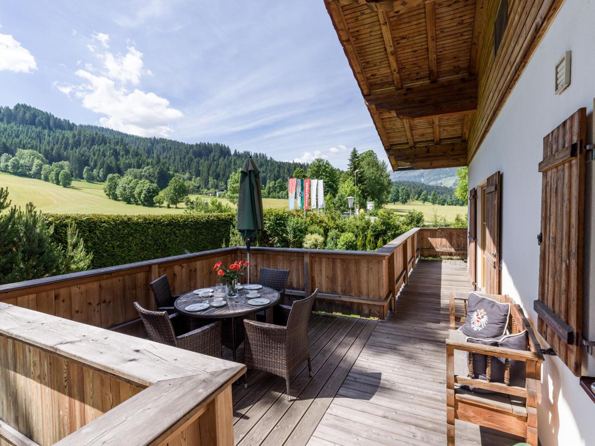Landhaus Kitzhorn Appartement Hahnenkamm - By Nv-Appartements كيتزبوهيل المظهر الخارجي الصورة